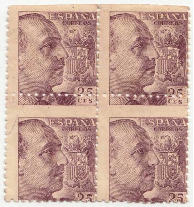 1939. Franco. Variedad perforación. Edifil 923dh